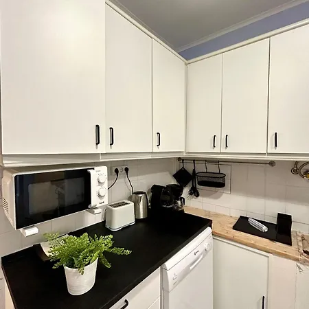 Mc Newly Renovated Apartment! Romantic In Trendy Principe Real - Downtown * 리스본