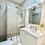 Mc Romantic In Trendy Real, Downtown Apartamento Lisboa