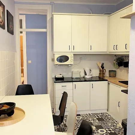 Apartment Mc Warm Romantic 3br2ba @ Trendy Principe Real