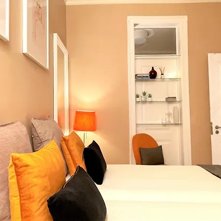 Mc Romantic Stay In Trendy Principe Real, Lisbon Downtown * Lisboa