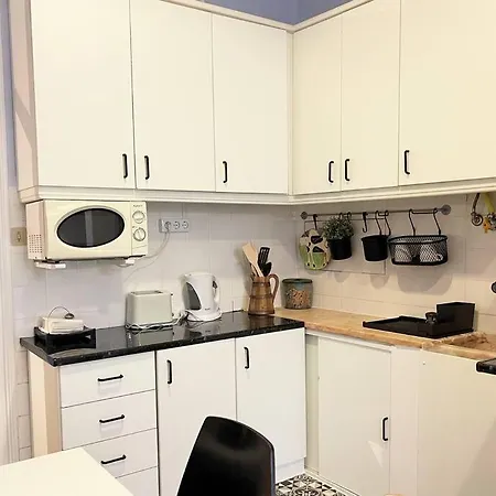 Mc Warm Romantic 3br2ba @ Trendy Principe Real Lisboa
